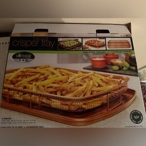 Gotham pro crisper tray, shrink wrap taken off, but never used